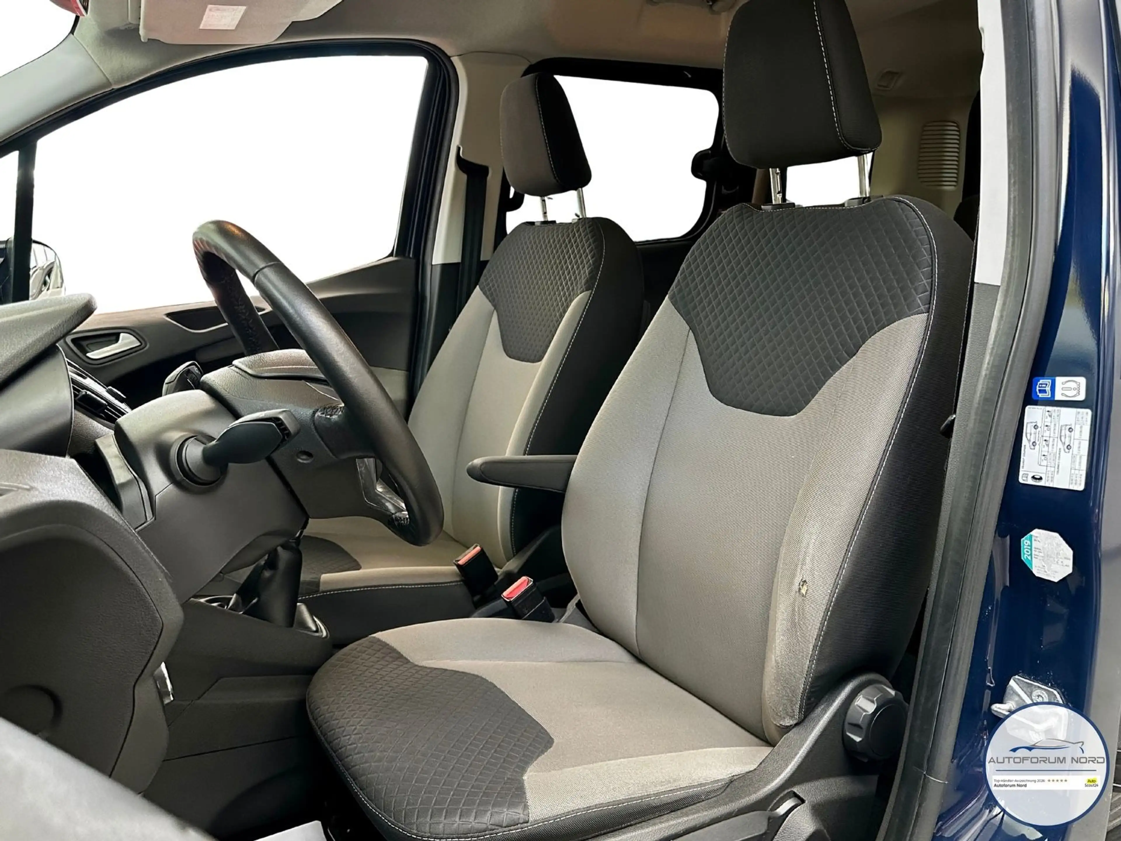 Ford Tourneo Courier Titanium *NEU ZAHNRIEMEN+SERVICE — photo 13