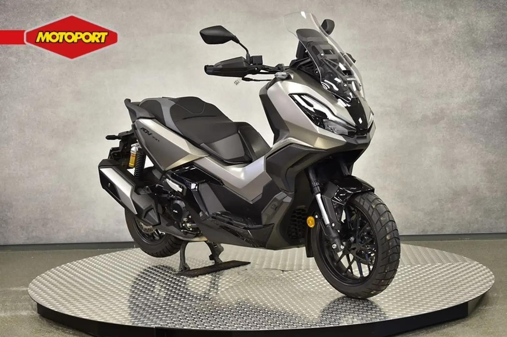 Honda ADV 350 Grijs - 2
