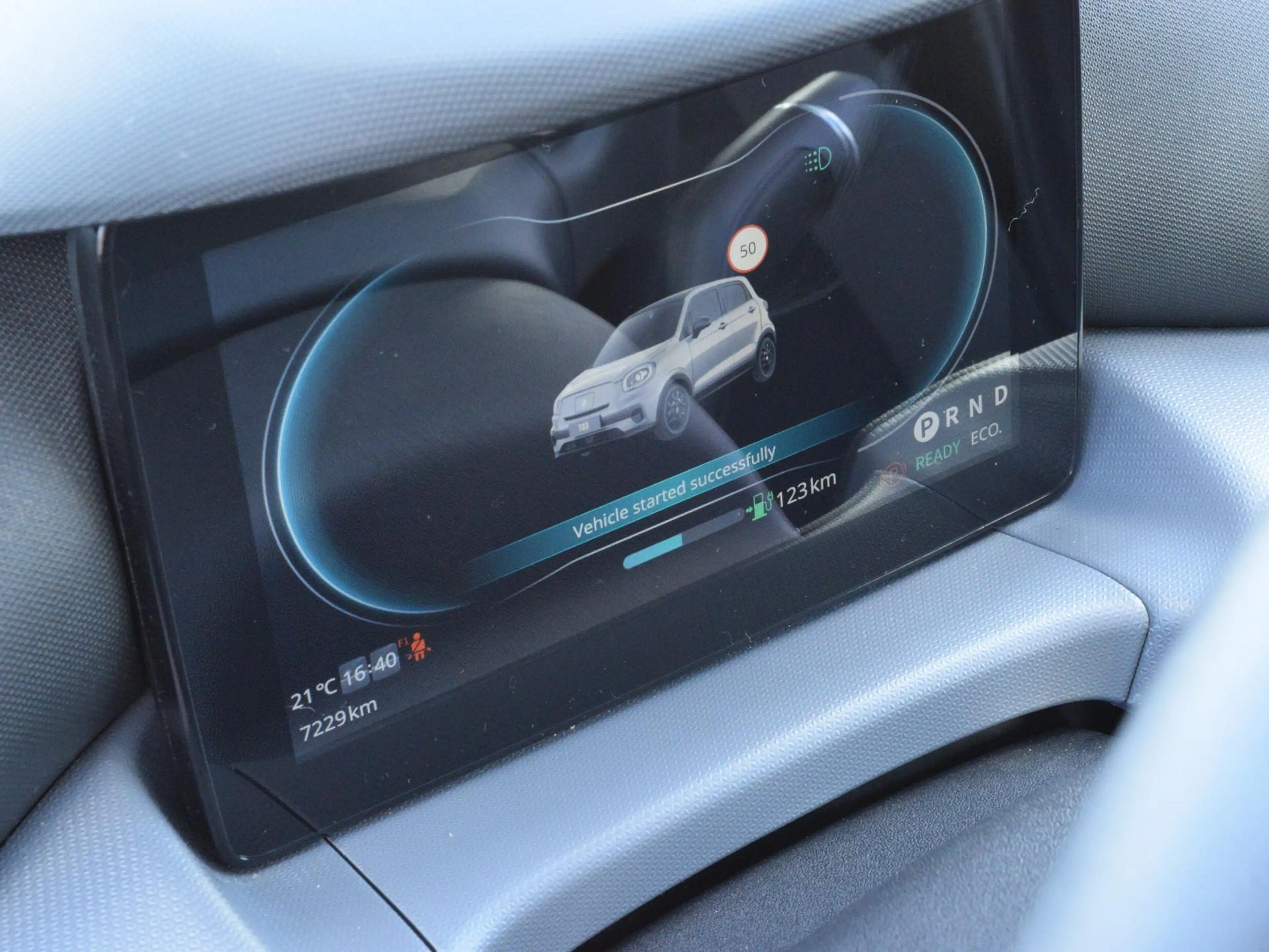 Leapmotor T03 Design 37.3 kWh | 265 KM ACTIERADIUS | — photo 8