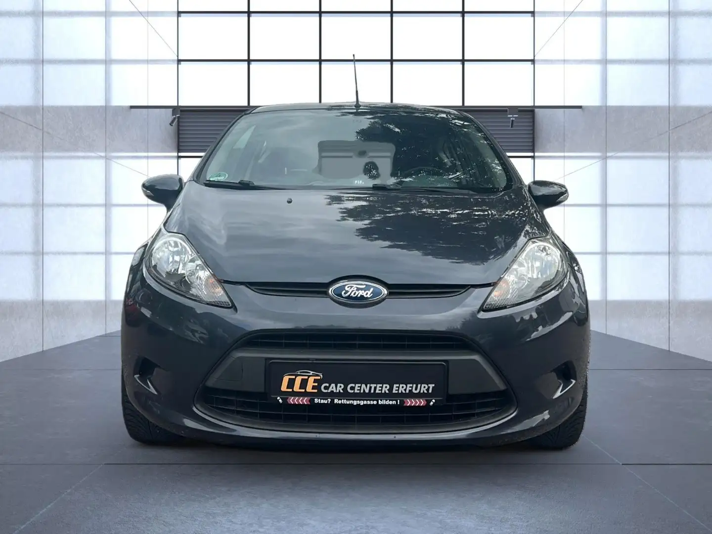 Ford Fiesta Trend Navi*SHZ*Klima*TÜV*Apple/Android Grau - 2