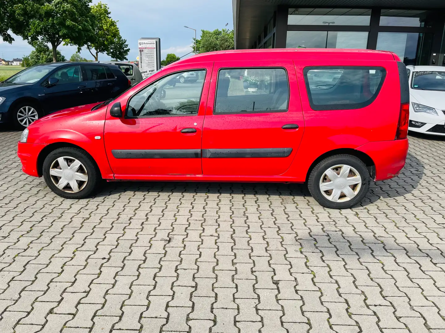 Dacia Logan Ambiance Rot - 2