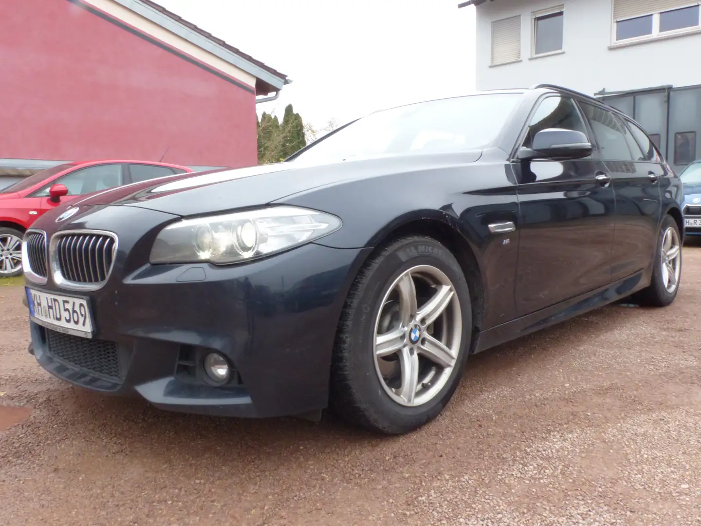 BMW 520 M-Ausstattung Schwarz - 2