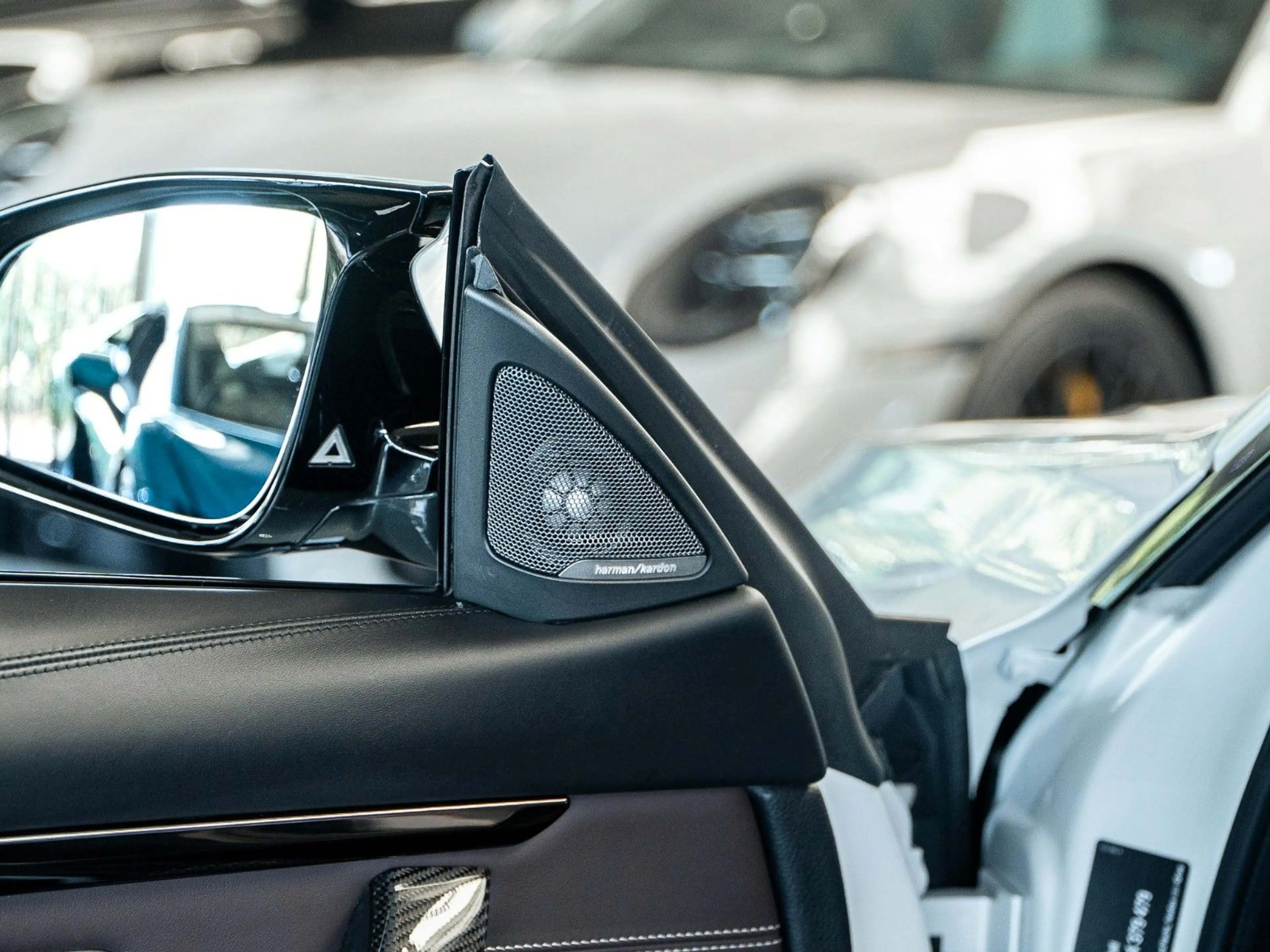 BMW M4 Cabrio LCI 2 Competition Voll Deutsch — photo 14