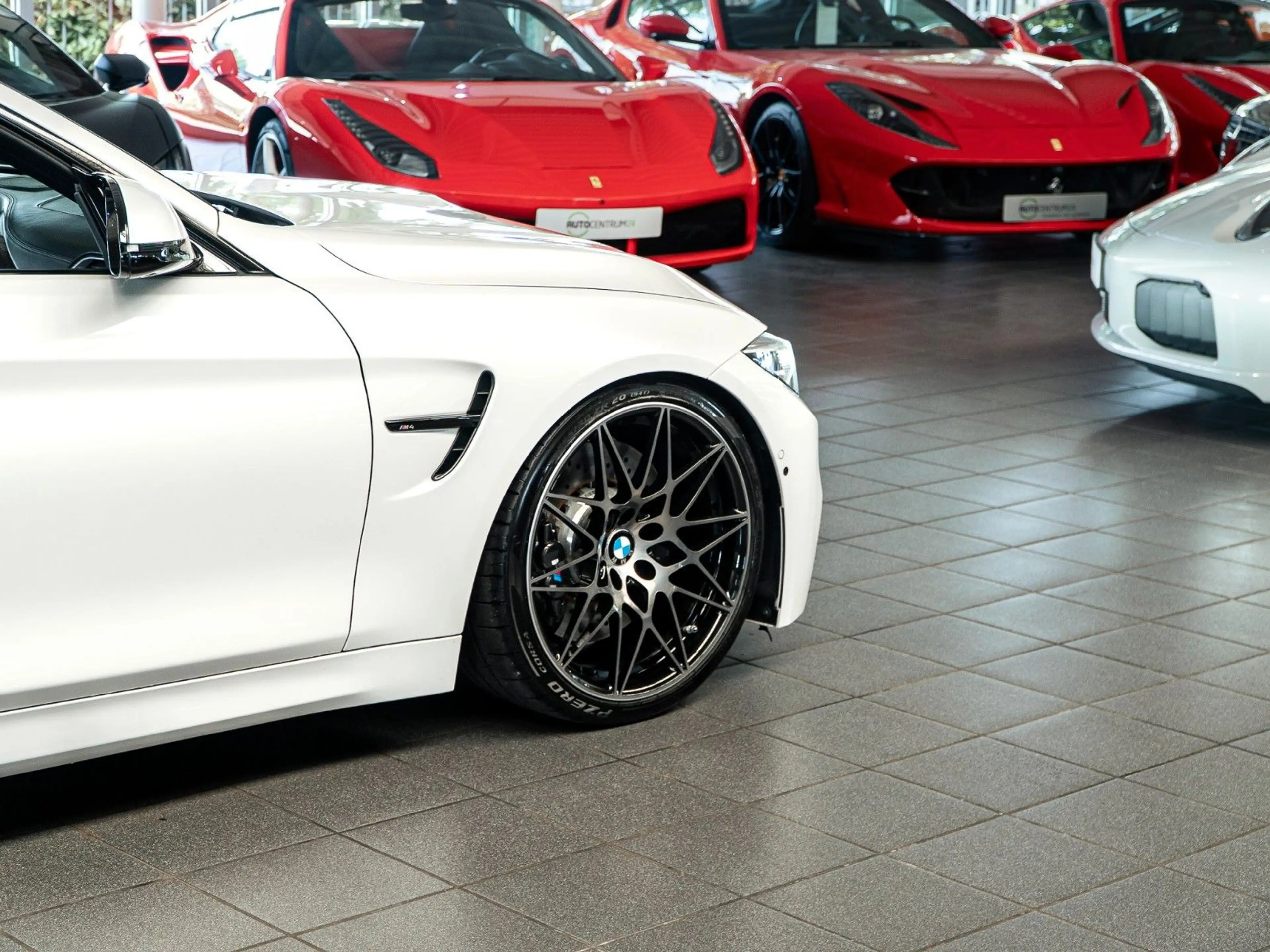 BMW M4 Cabrio LCI 2 Competition Voll Deutsch — photo 8