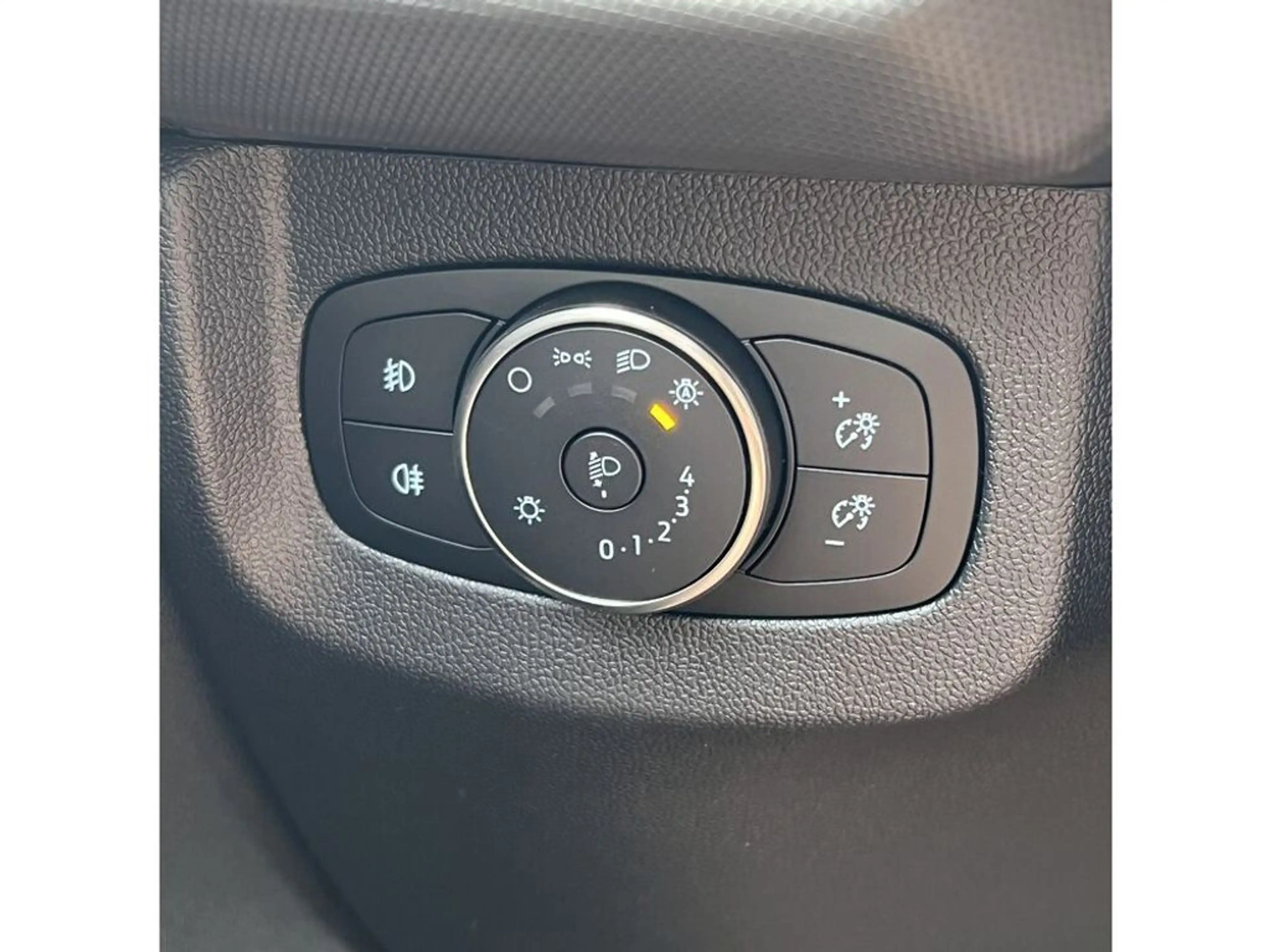 Ford Tourneo Courier E-Trend *ab November verfügbar* — photo 13