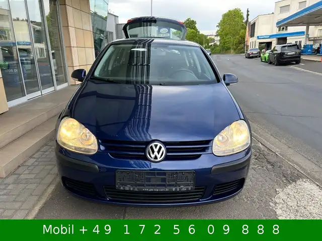 Volkswagen Golf view 4