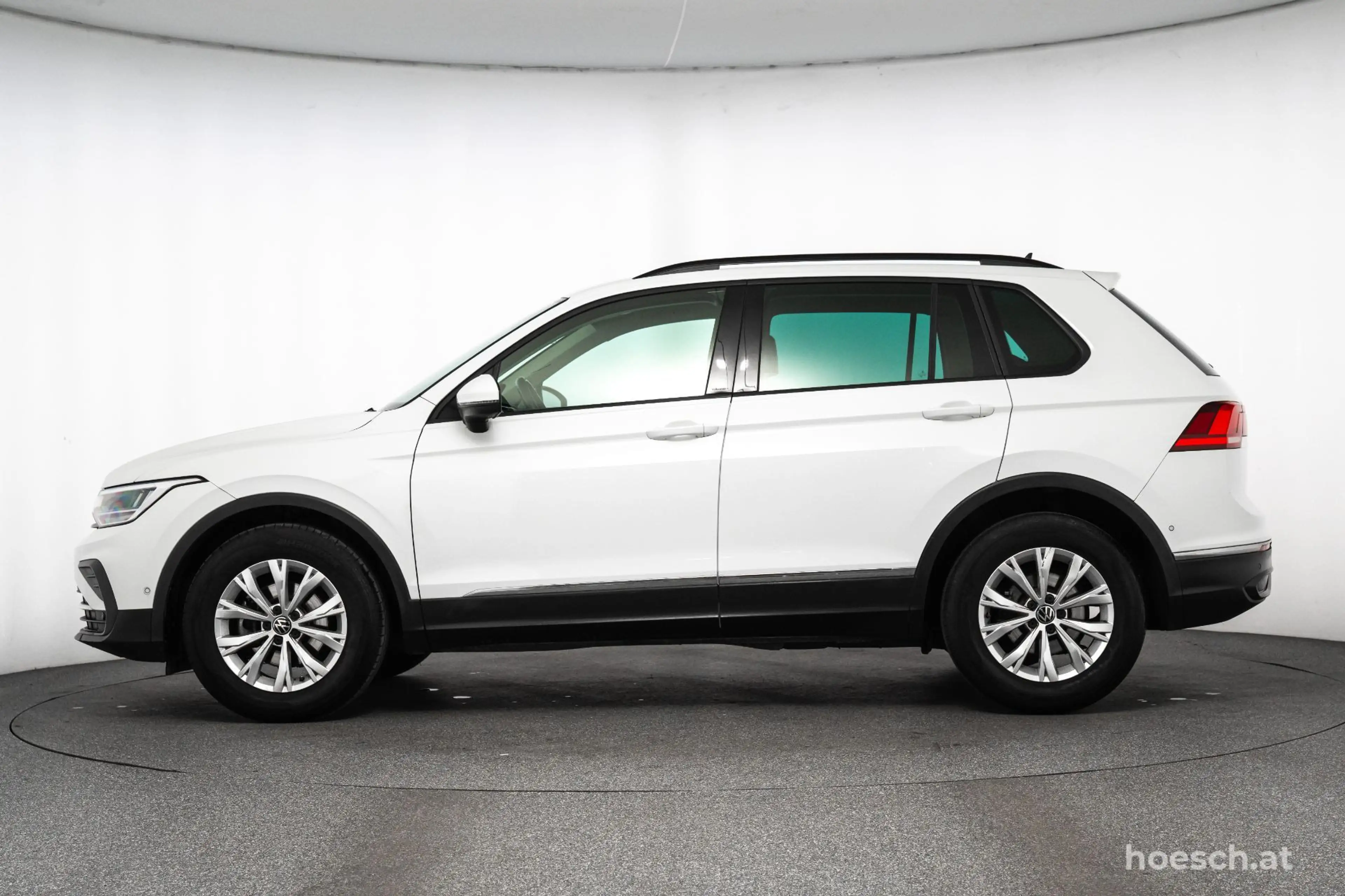 Volkswagen Tiguan Life TDI Aut. ASSISTENZ ACC KAMERA ++ — photo 3