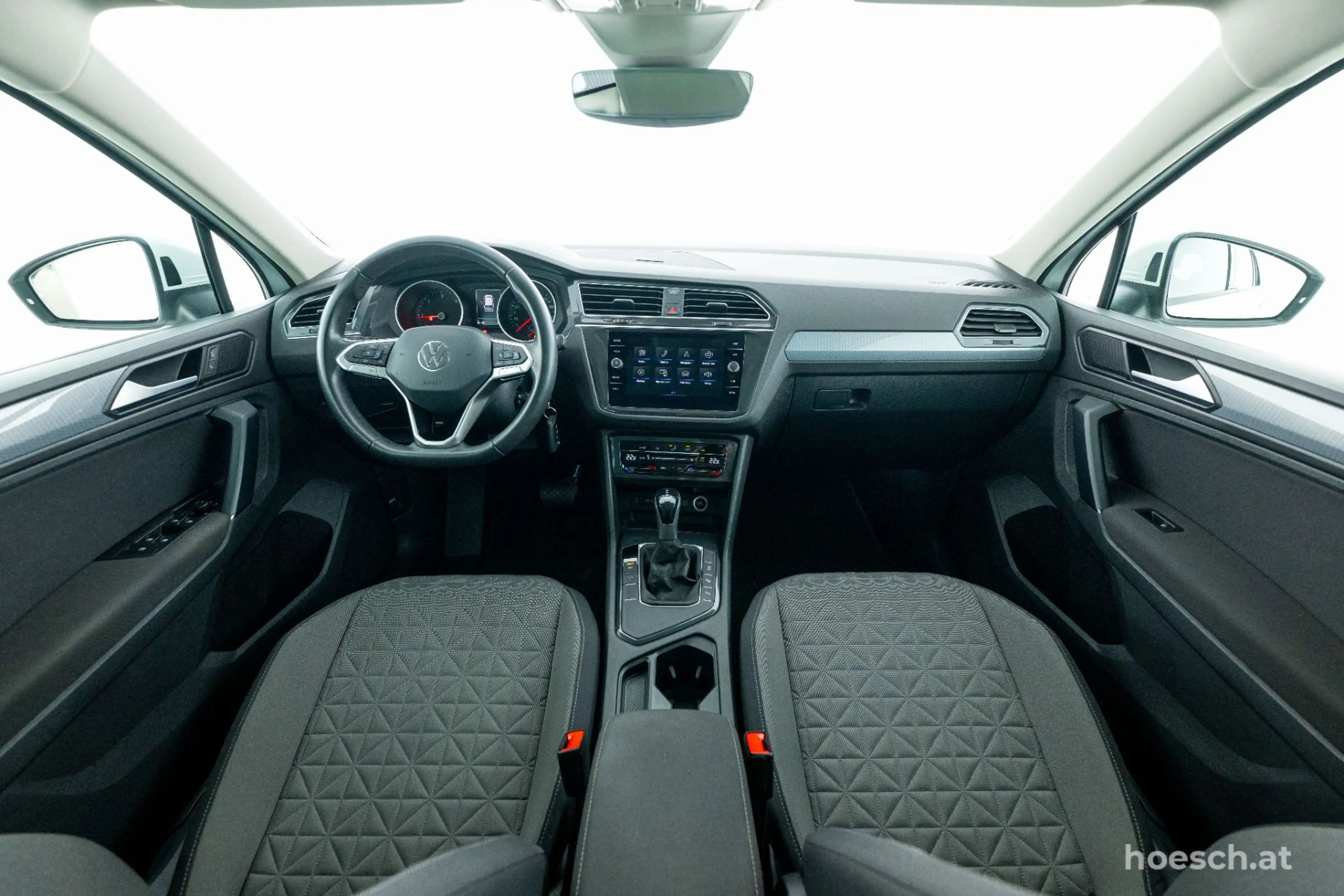 Volkswagen Tiguan Life TDI Aut. ASSISTENZ ACC KAMERA ++ — photo 5
