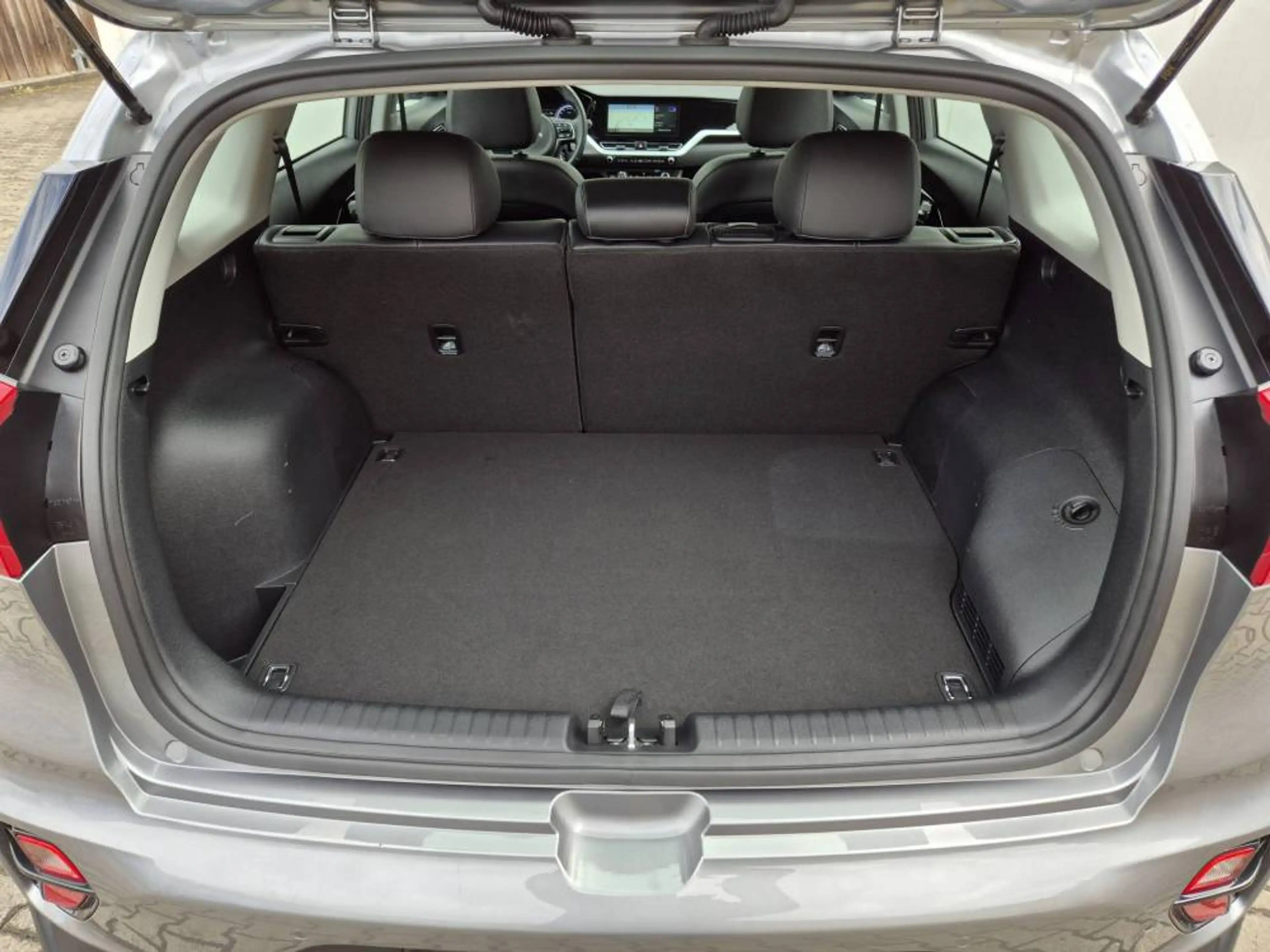 Kia Niro 1.6 Plug-in Hybrid PHEV (141 PS) Vision Navi — photo 12