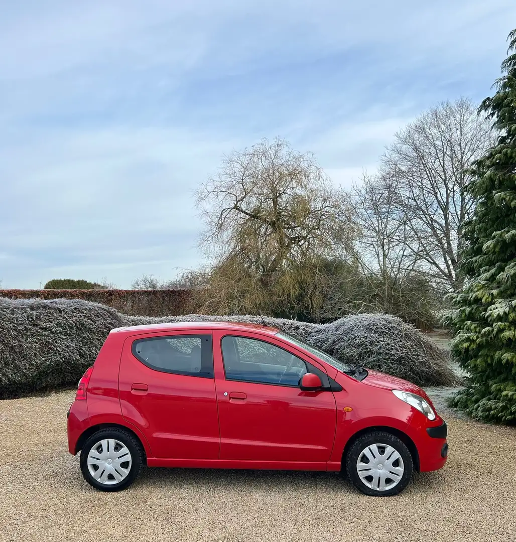 Nissan Pixo 1.0i Acenta PREMIER PROPRIETAIRE Rot - 2