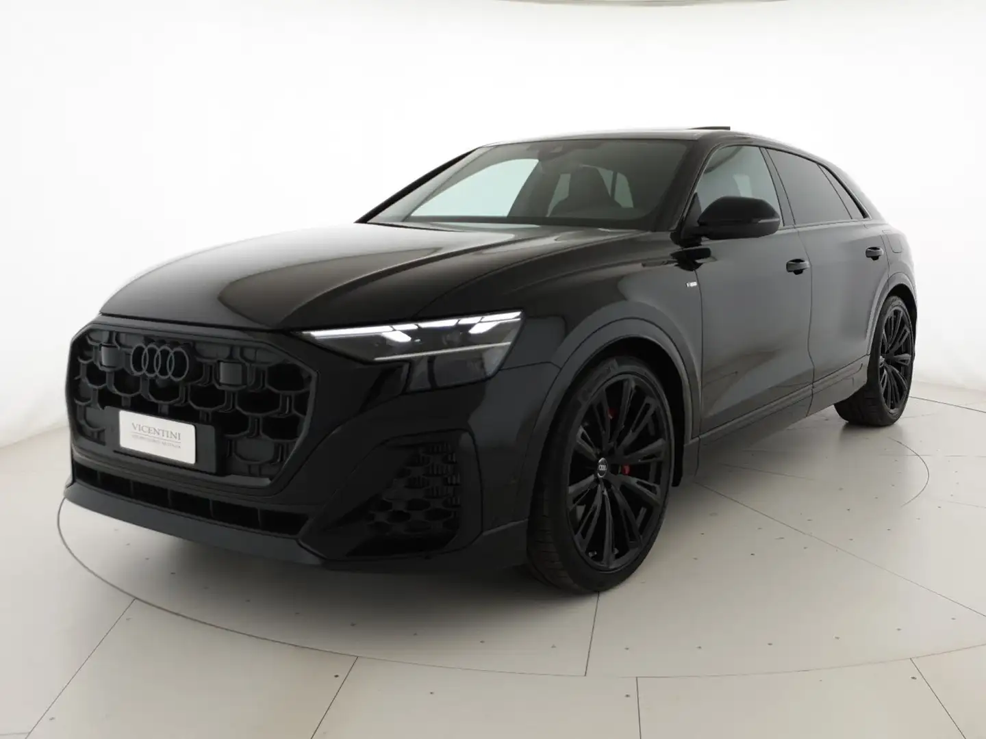 Audi Q8 55TFSIe 490CV quattro tiptronic S line Plus Nero - 1