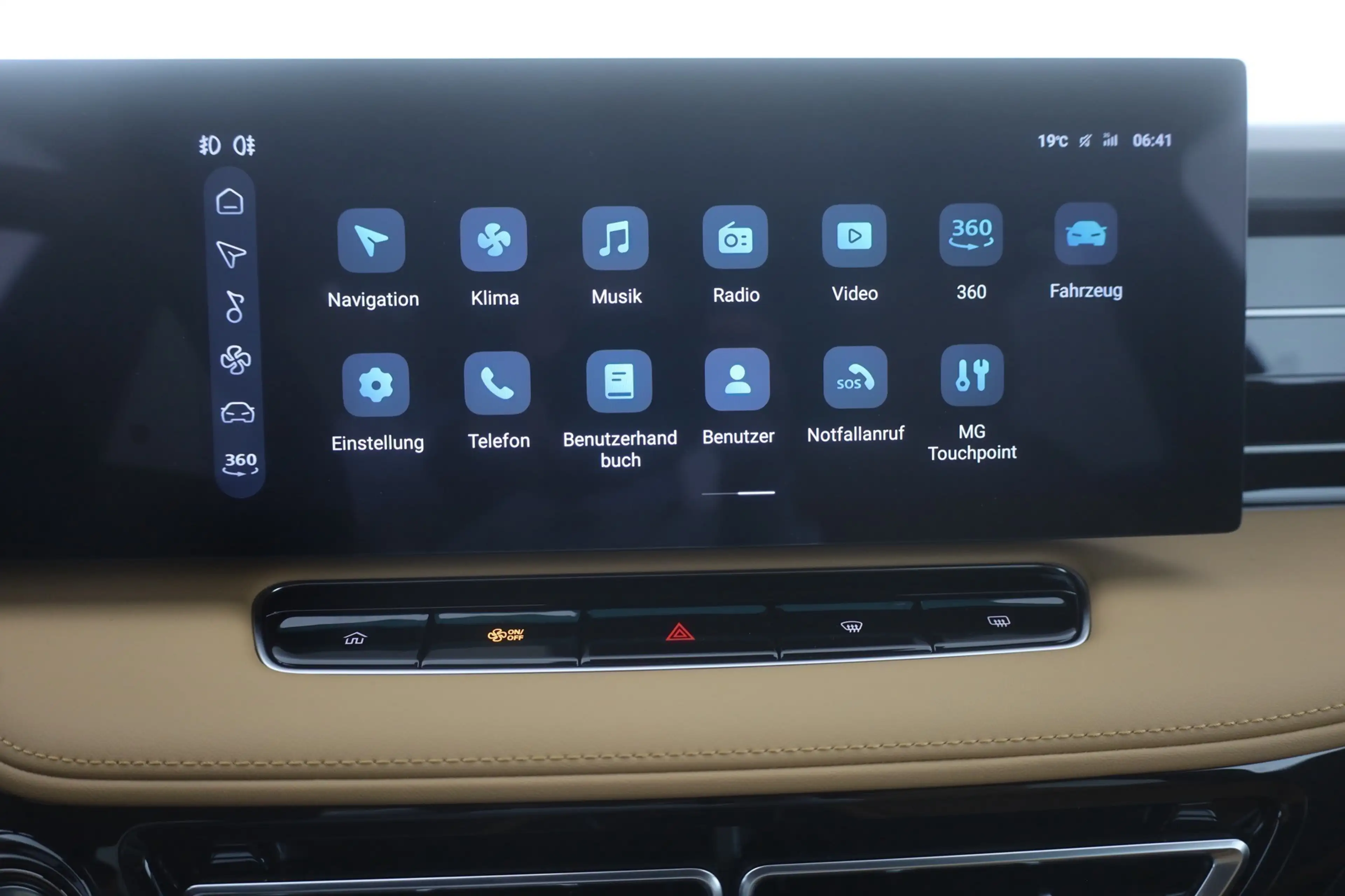 MG HS 1.5 T-GDI Luxury Aut. LED ACC Navi 360° — photo 11