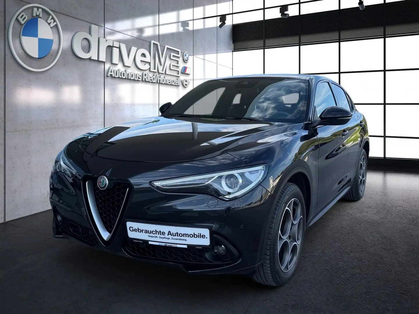 Alfa Romeo Stelvio Stelvio Super 2,2 ATX AWD Grau - 1