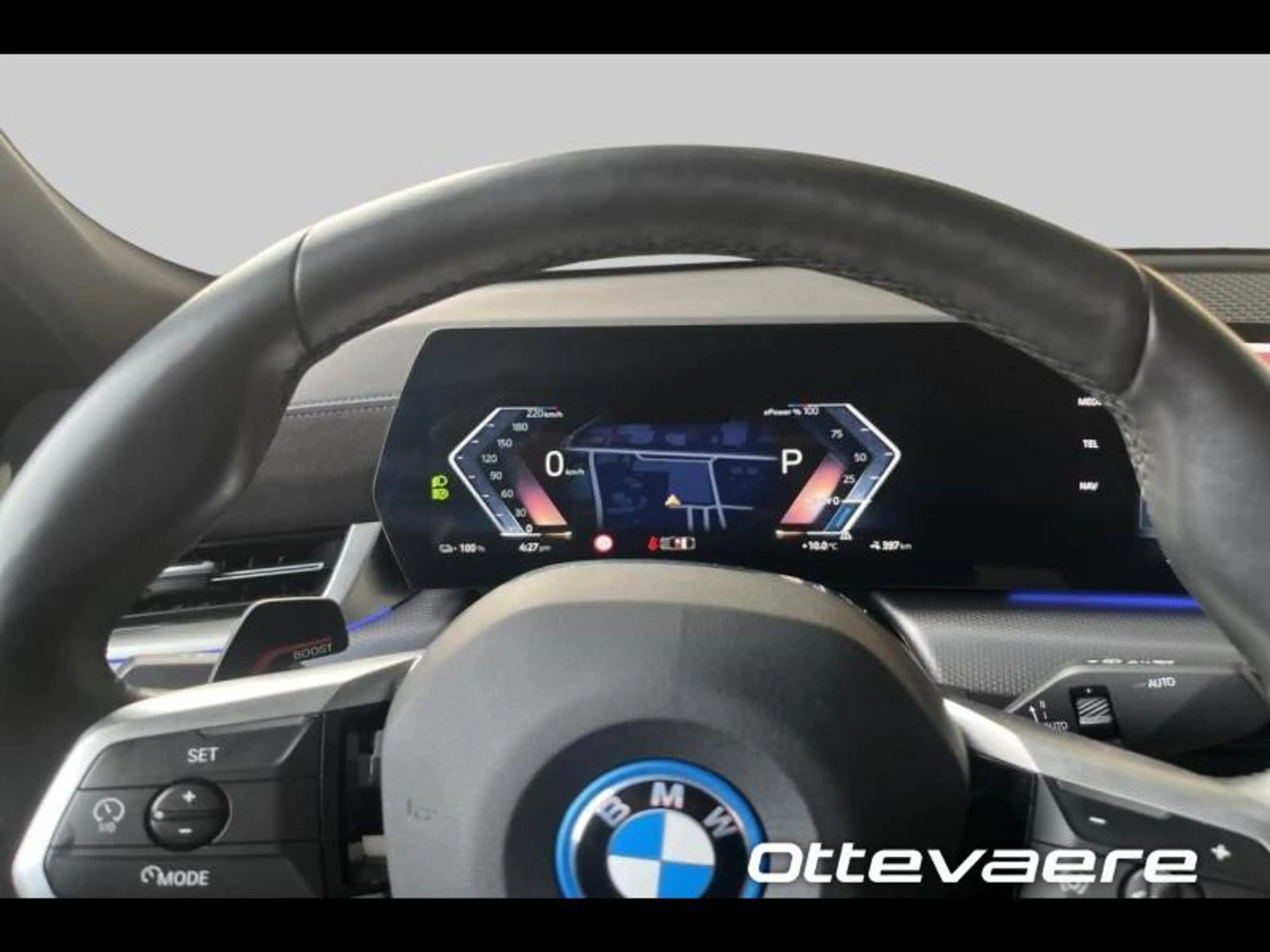 BMW iX2 eDrive20 M Sportpack — photo 10
