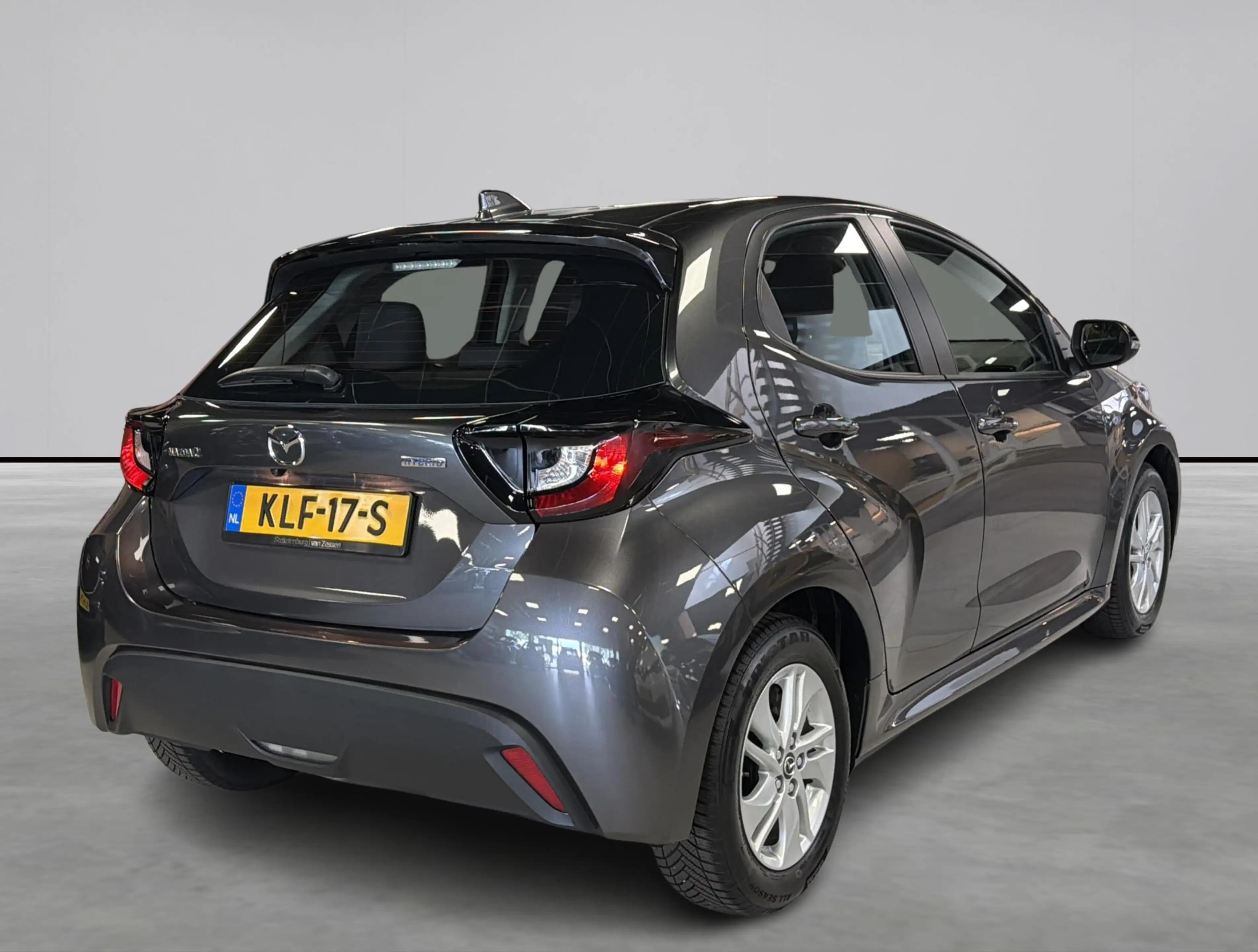 Mazda 2 Hybrid 1.5 Centre-line — photo 5