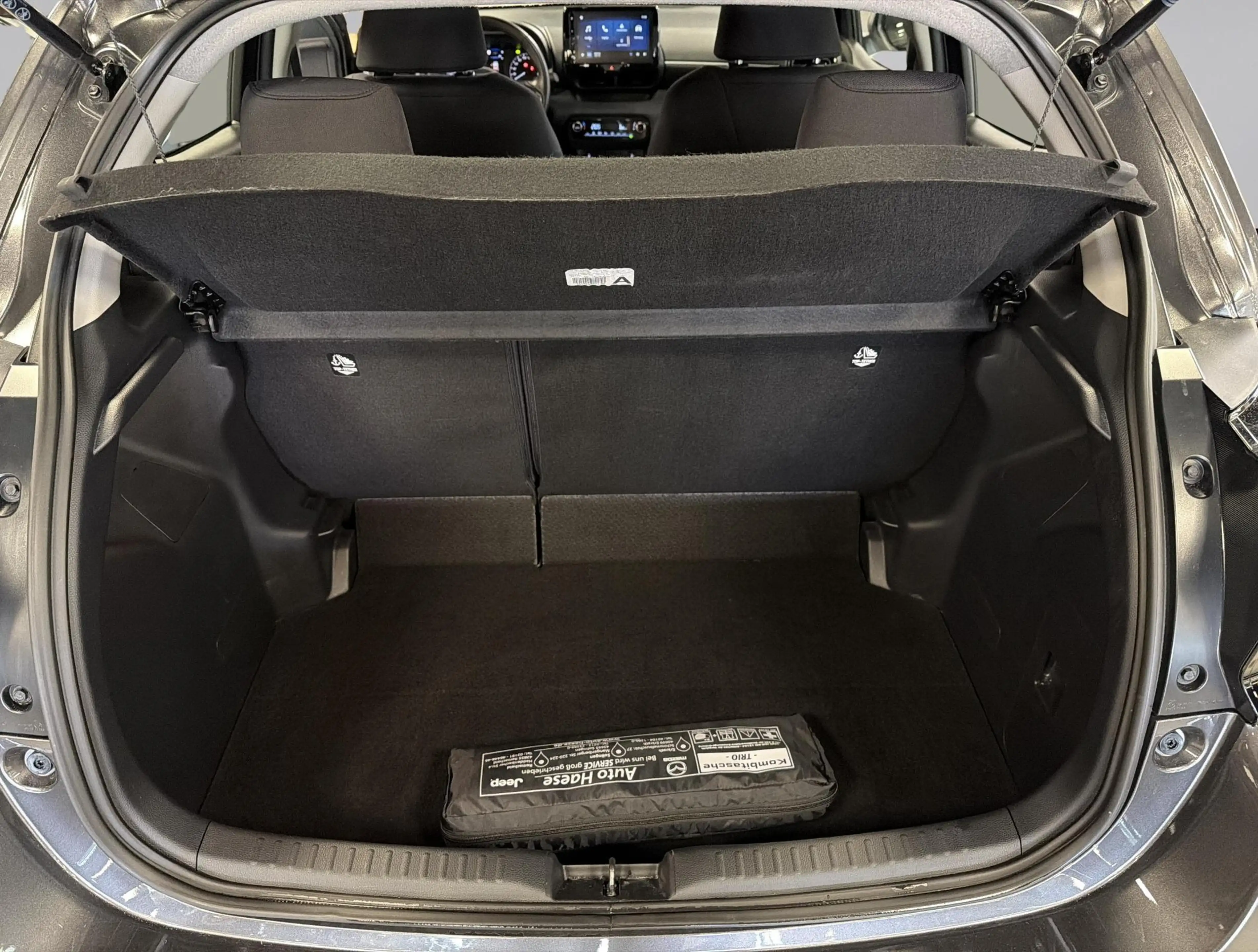 Mazda 2 Hybrid 1.5 Centre-line — photo 11