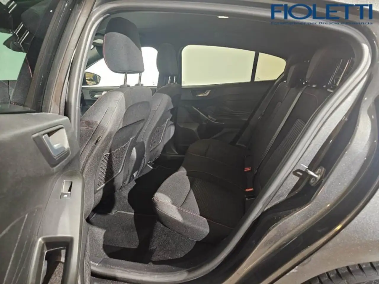 Ford Focus 4a SERIE 1.0 ECOBOOST HYBRID 125 CV 5P. ST LINE, миниатюра 12
