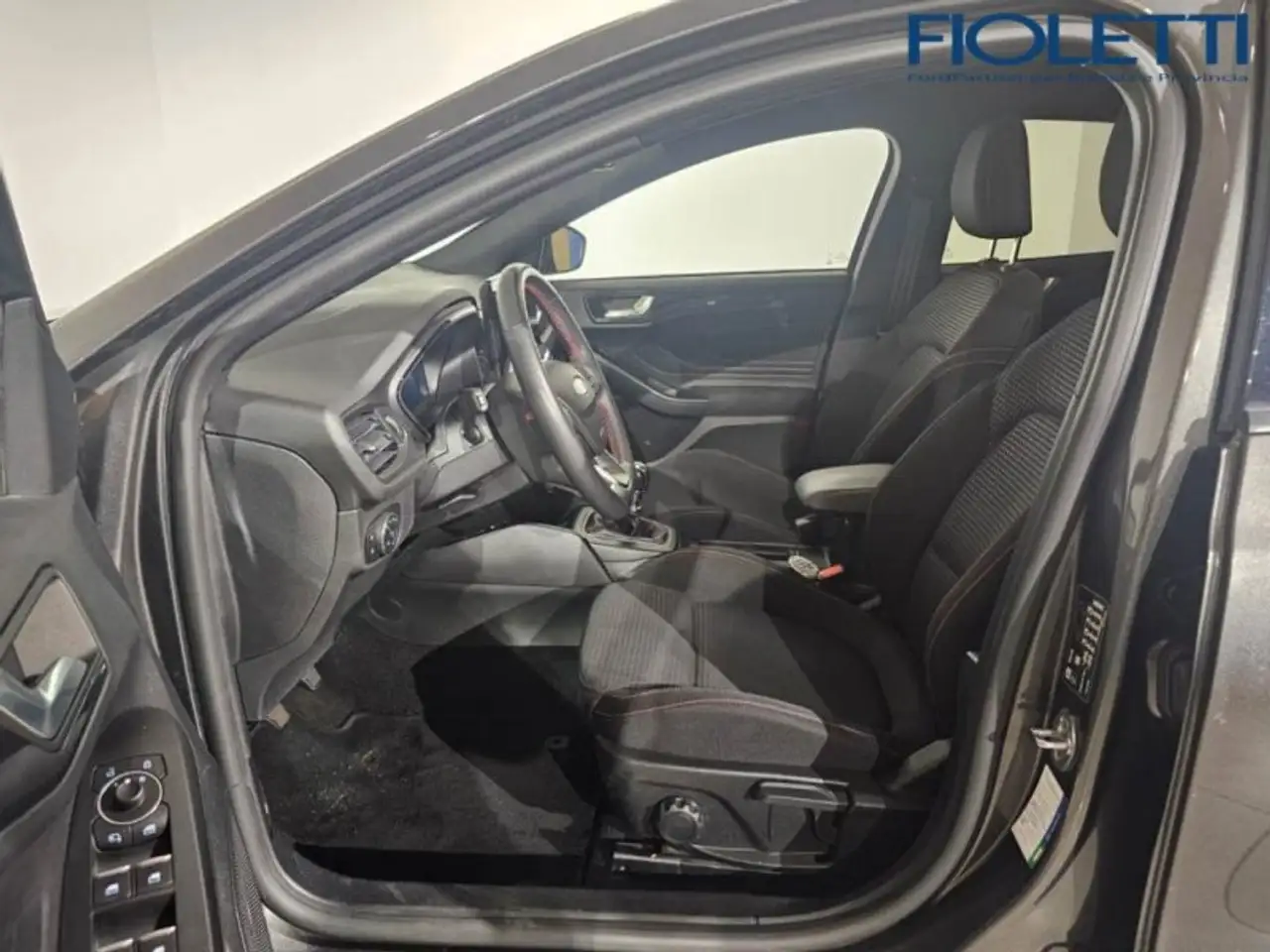 Ford Focus 4a SERIE 1.0 ECOBOOST HYBRID 125 CV 5P. ST LINE, миниатюра 11