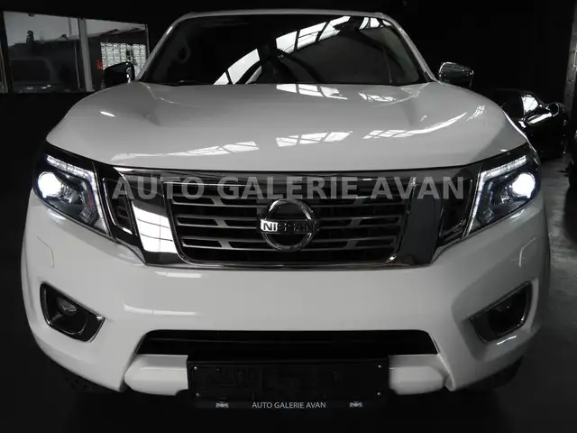Nissan Navara view 6