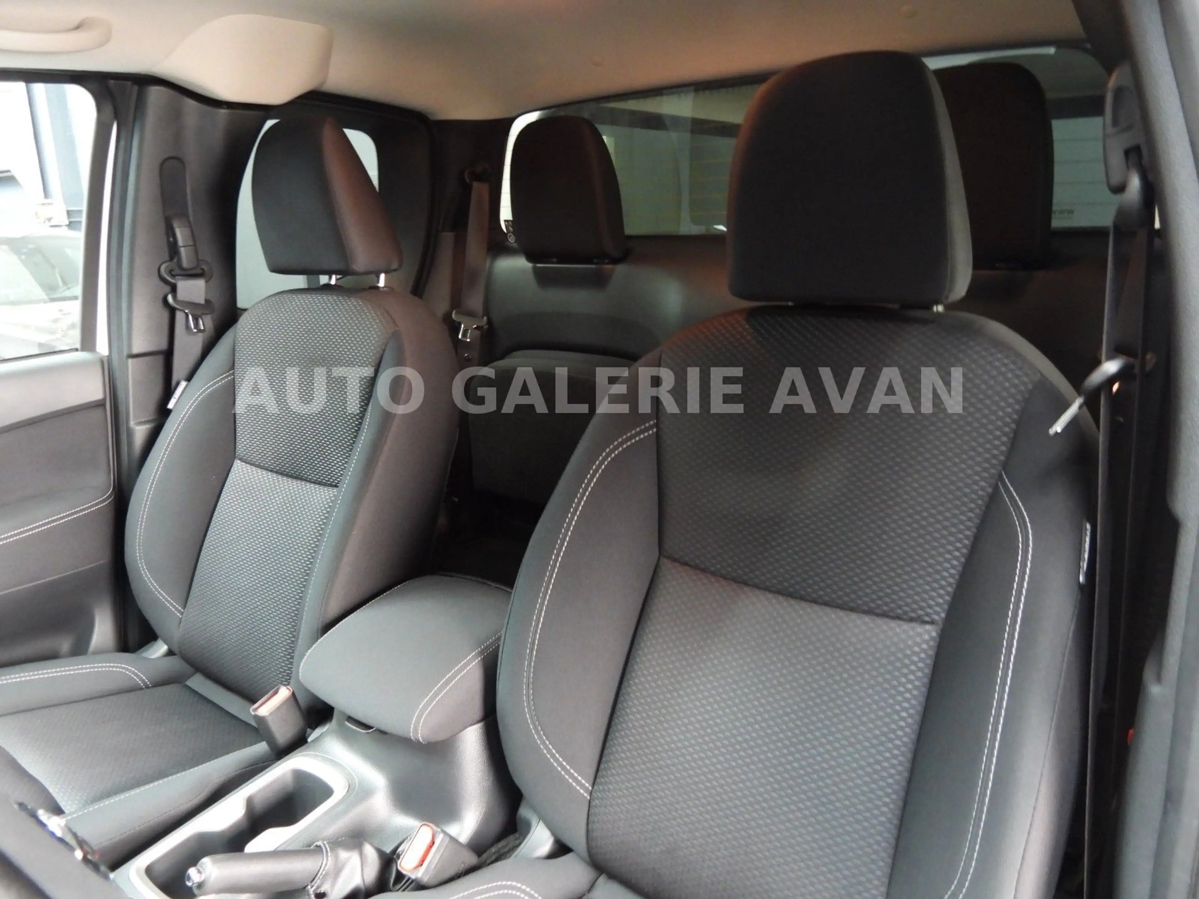 Nissan Navara NAVARA NP300 N-CONNECTA KING CAB 4x4 — photo 13