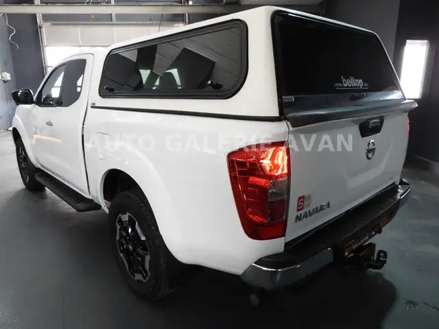 Nissan Navara view 9