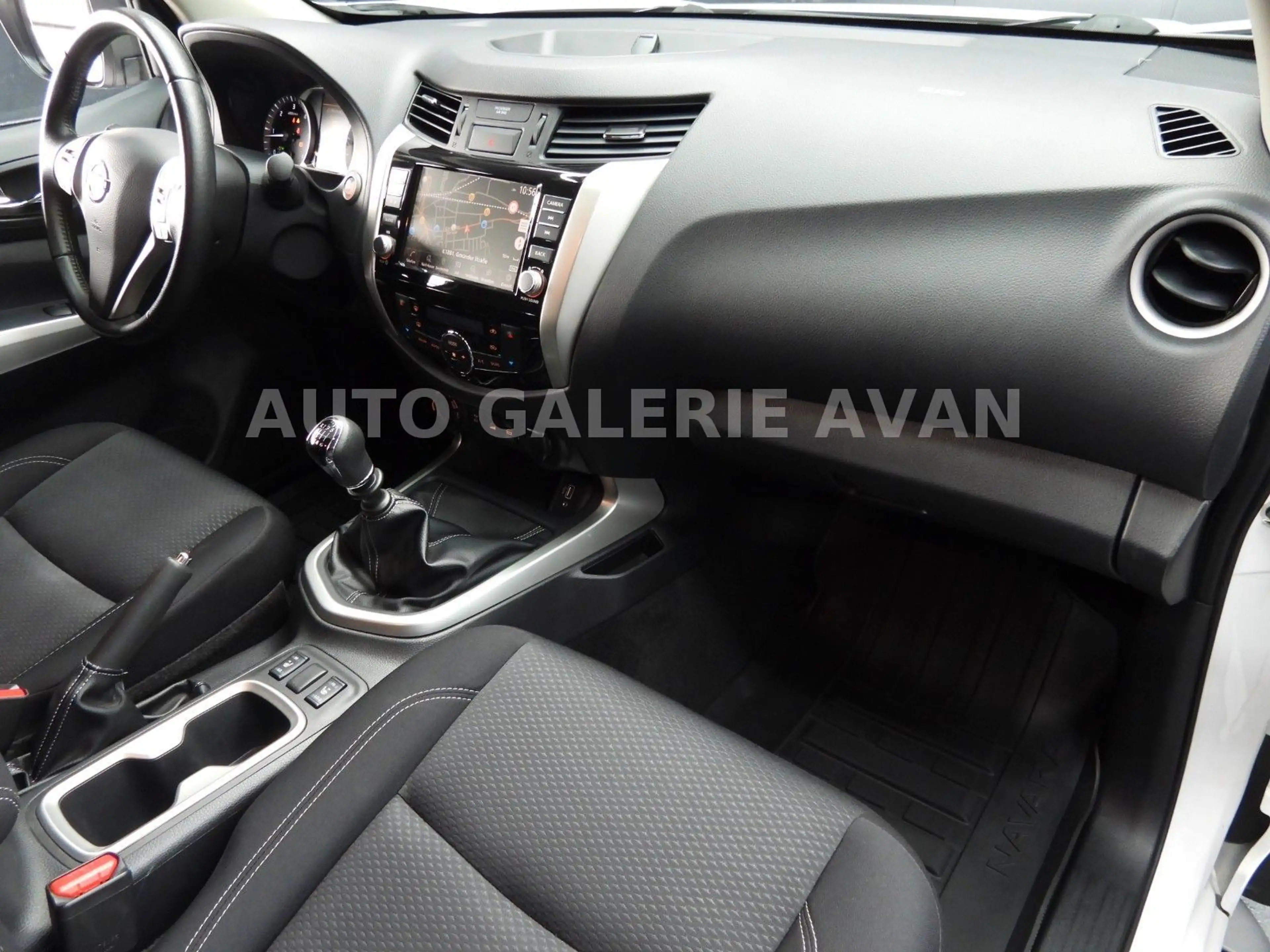 Nissan Navara NAVARA NP300 N-CONNECTA KING CAB 4x4 — photo 15