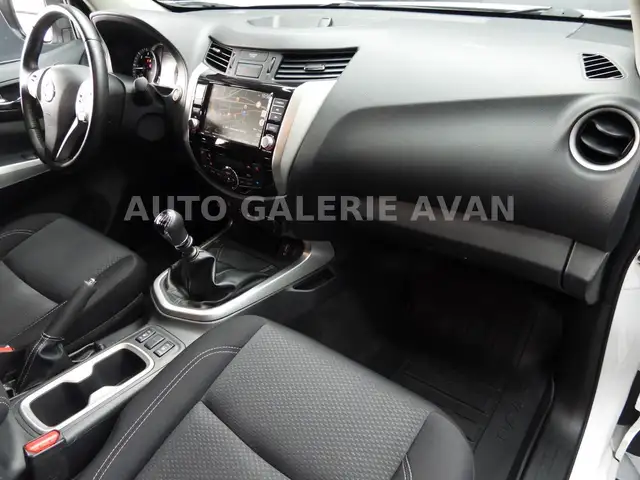 Nissan Navara view 15