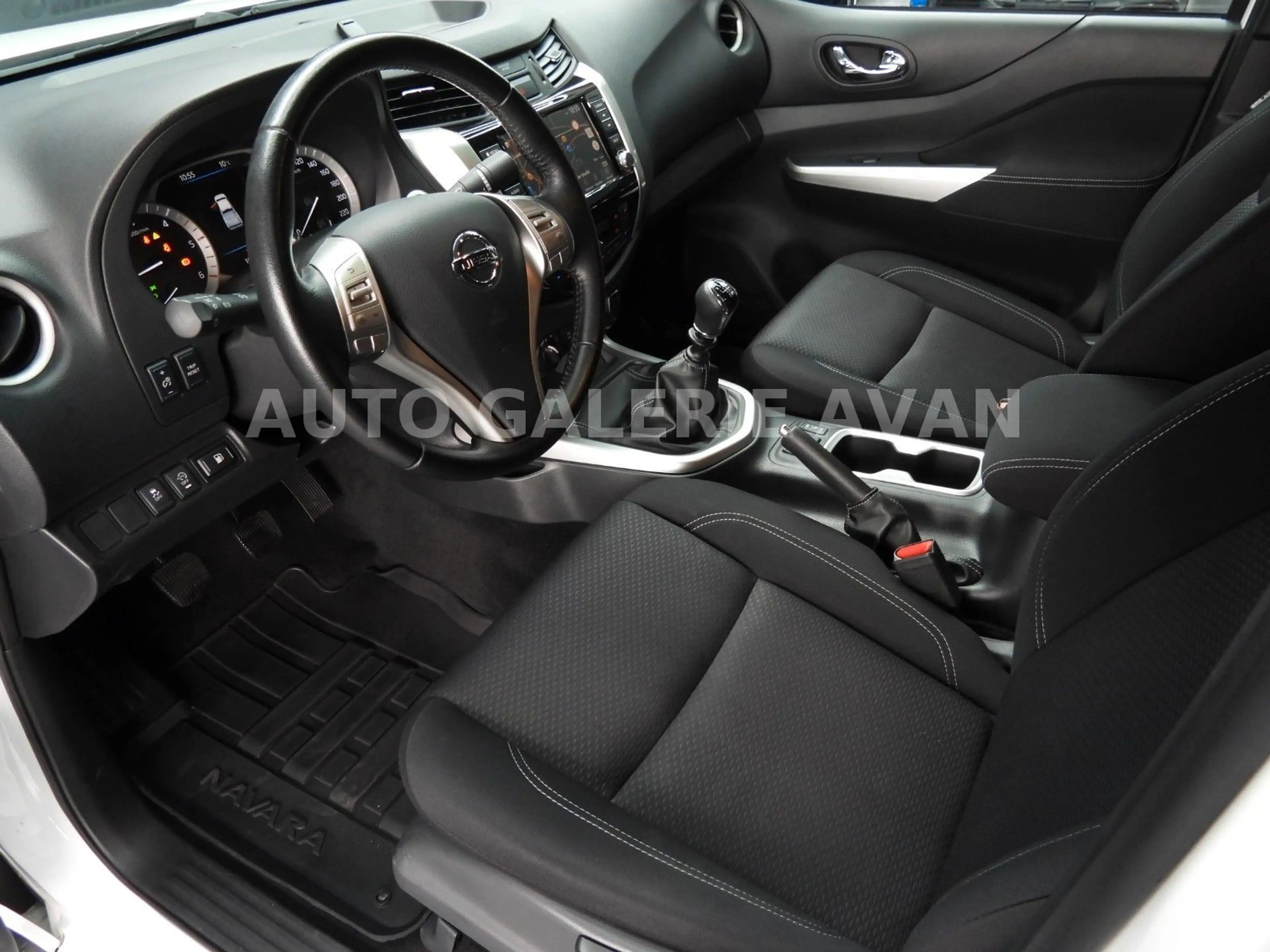 Nissan Navara NAVARA NP300 N-CONNECTA KING CAB 4x4 — photo 11