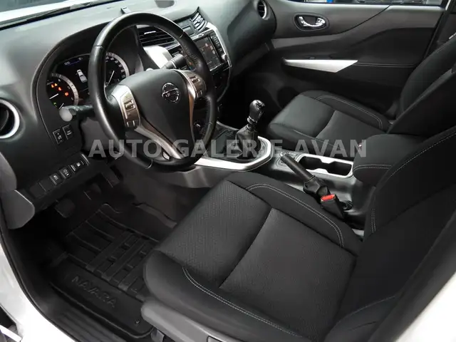 Nissan Navara view 11