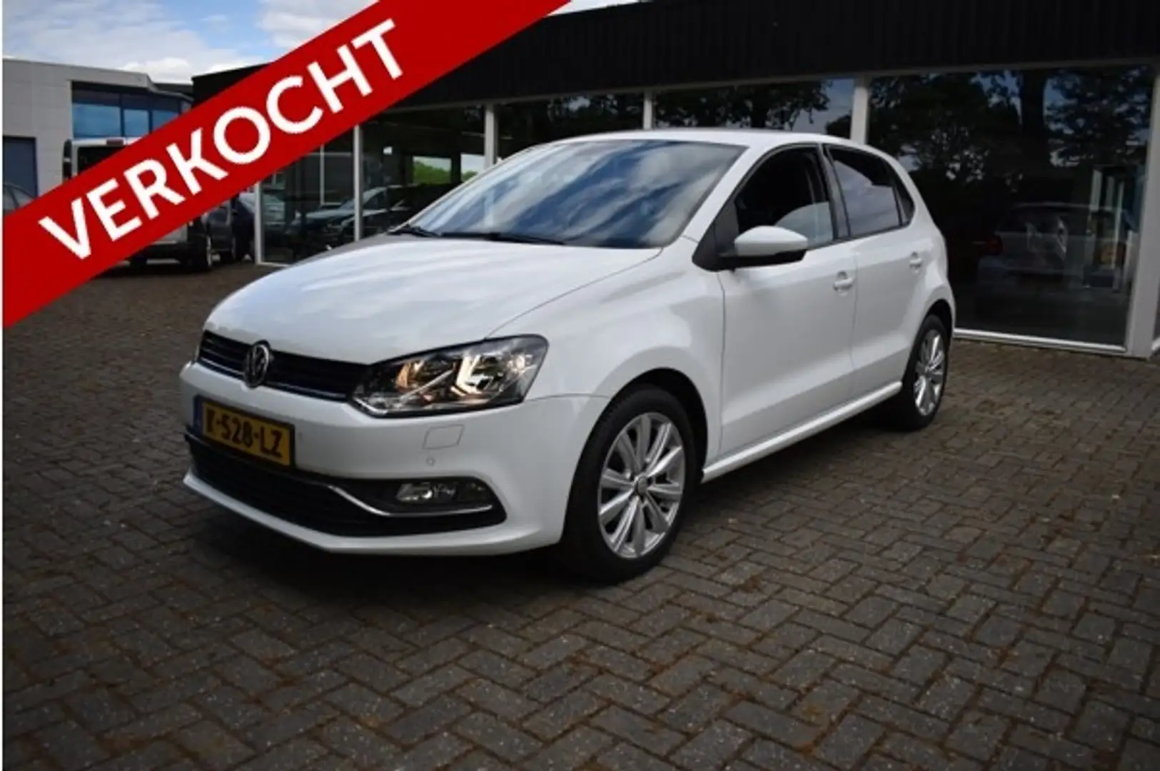 Volkswagen Polo 1.2 TSI First Edition AIRCO PDC APPLE/ANDRIOD CARP Blanco - 1