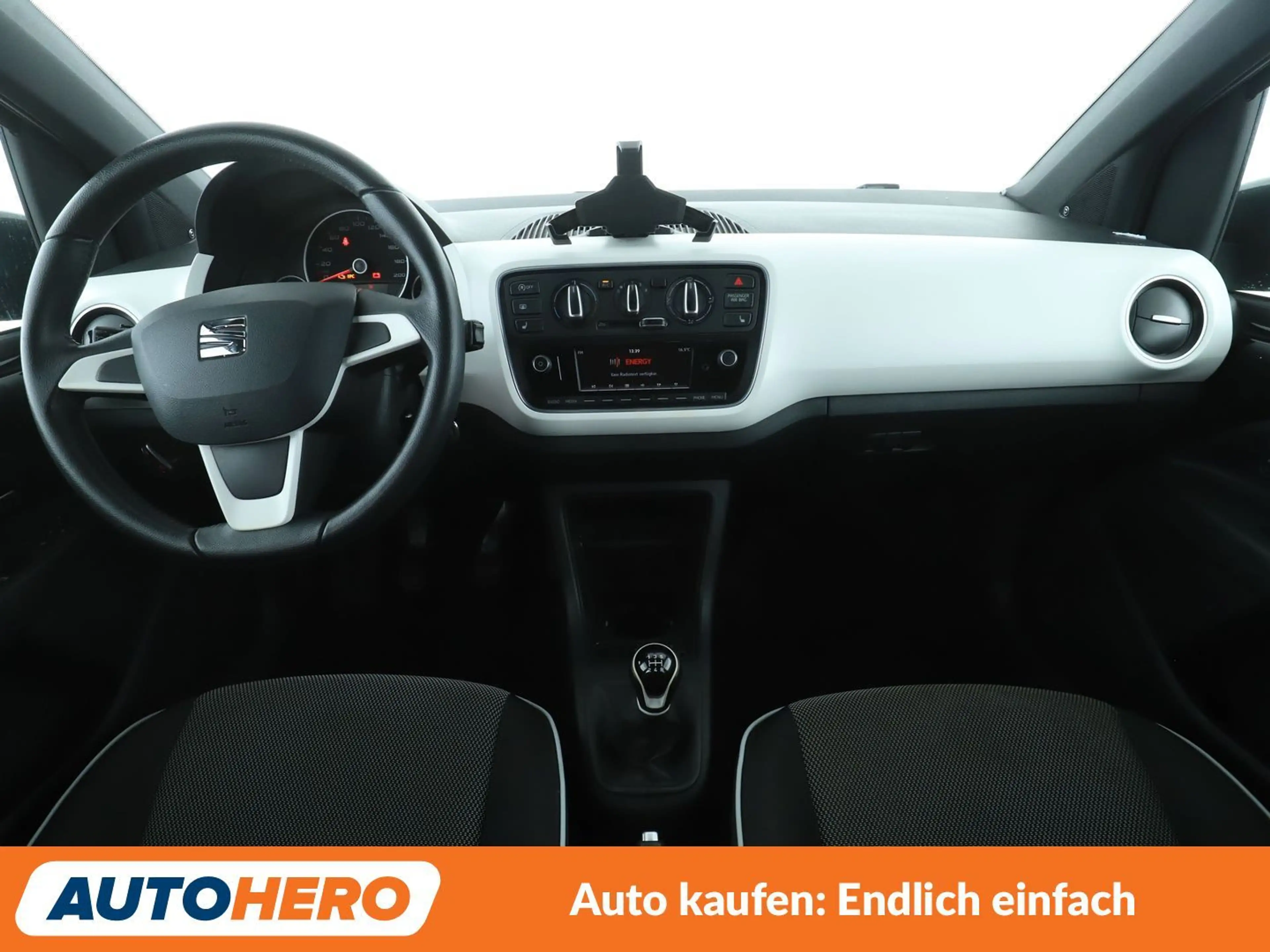 SEAT Mii 1.0 Chic*TEMPOMAT*PDC*SHZ* — photo 12