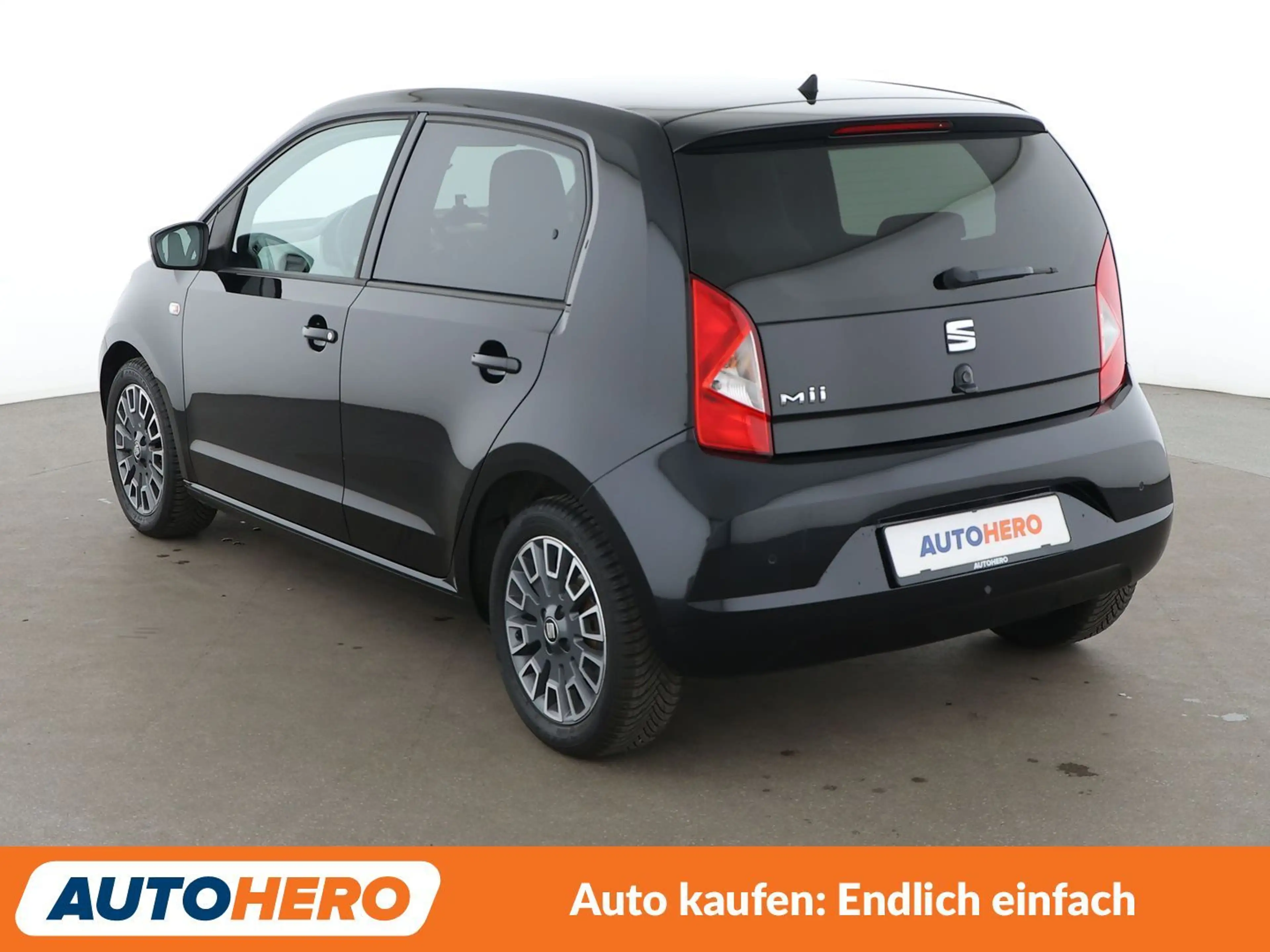 SEAT Mii 1.0 Chic*TEMPOMAT*PDC*SHZ* — photo 4
