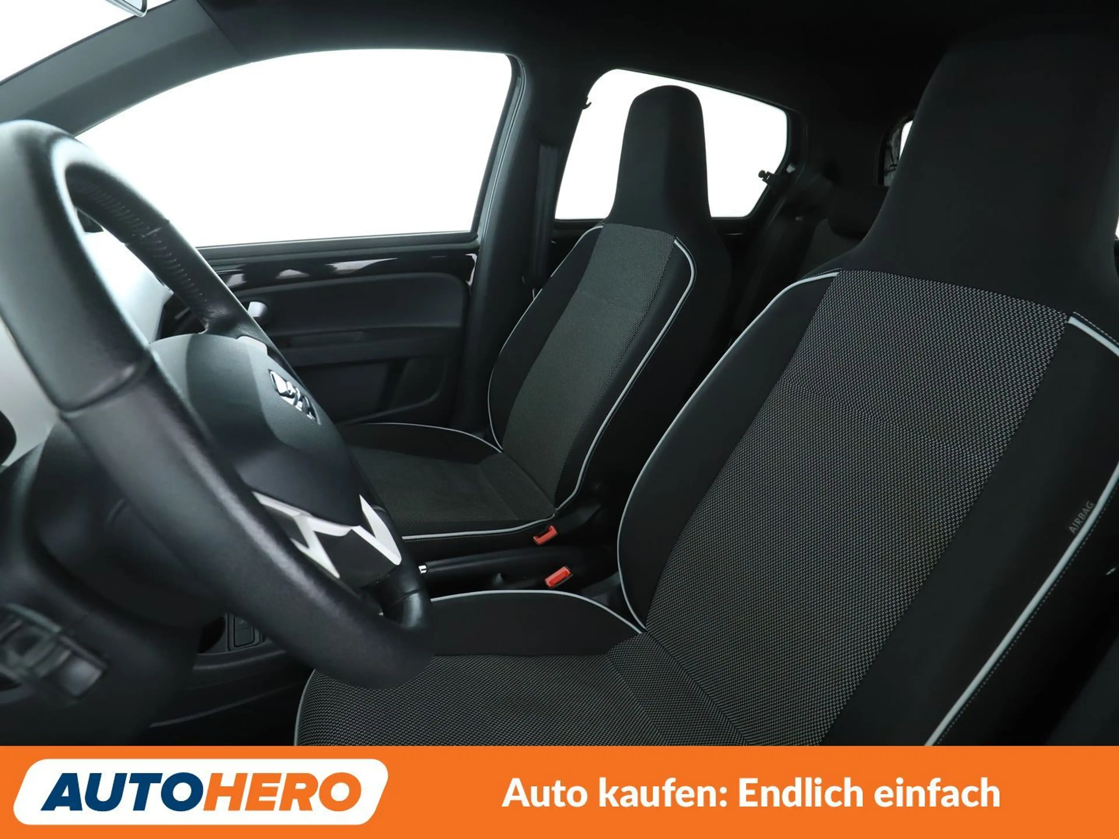 SEAT Mii 1.0 Chic*TEMPOMAT*PDC*SHZ* — photo 10