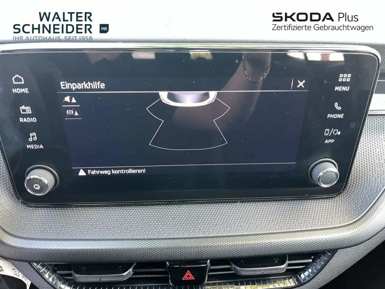 Skoda Fabia 1,0 MPI 80PS 5-Gang-Schaltgetriebe Essence, миниатюра 19