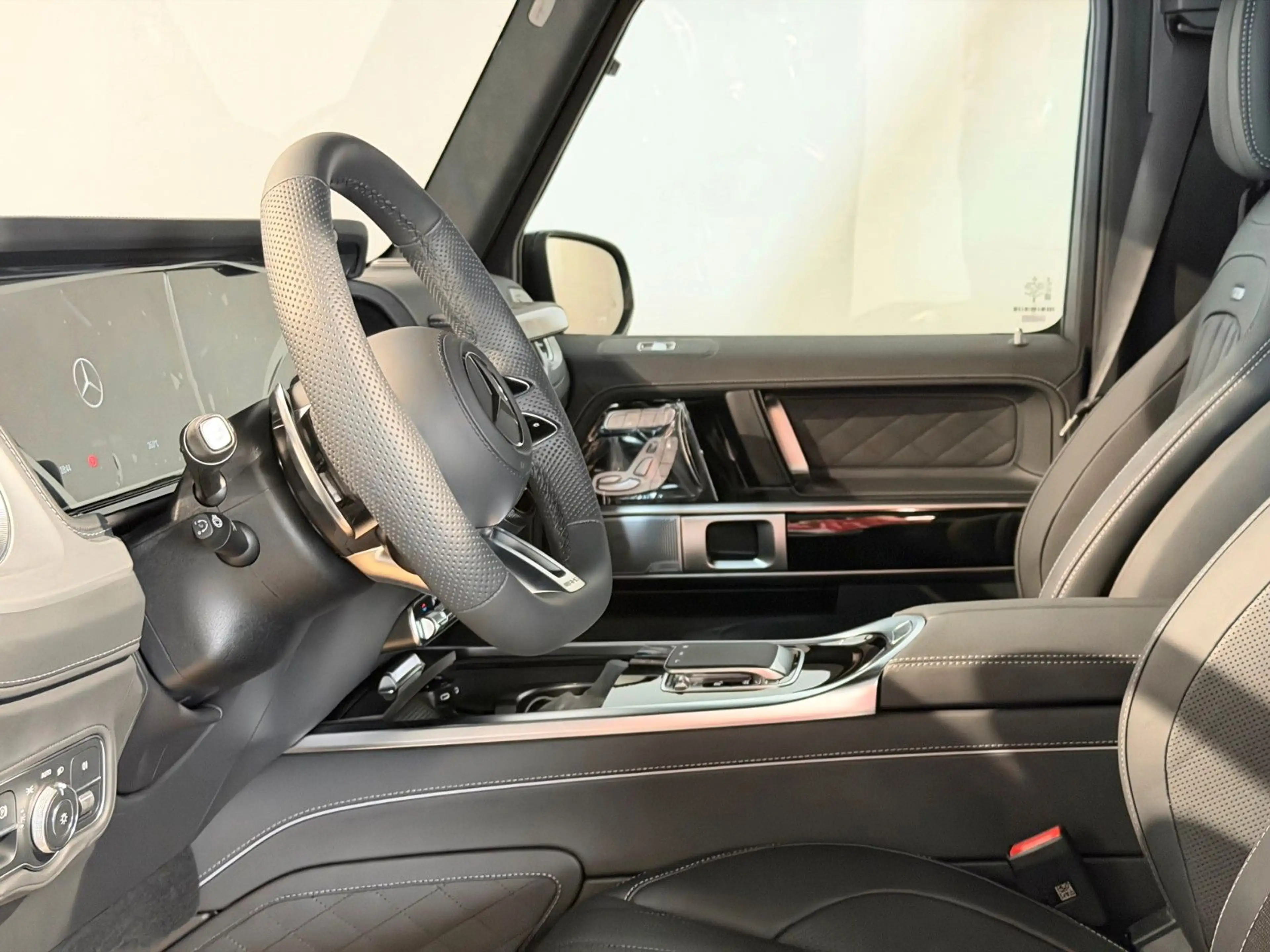 Mercedes-Benz G 63 AMG *MY27* — photo 4