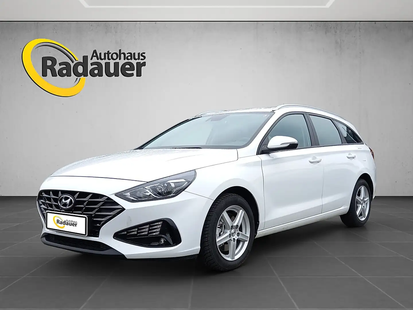 Hyundai i30 CW 1,5 DPI GO Weiß - 1