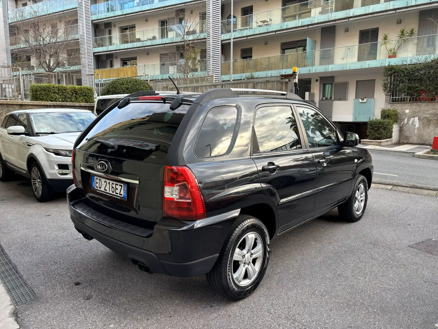 Kia Sportage Sportage 2.0 CRDI VGT 150CV Active 4x4 UNIPROPRIET Nero - 2