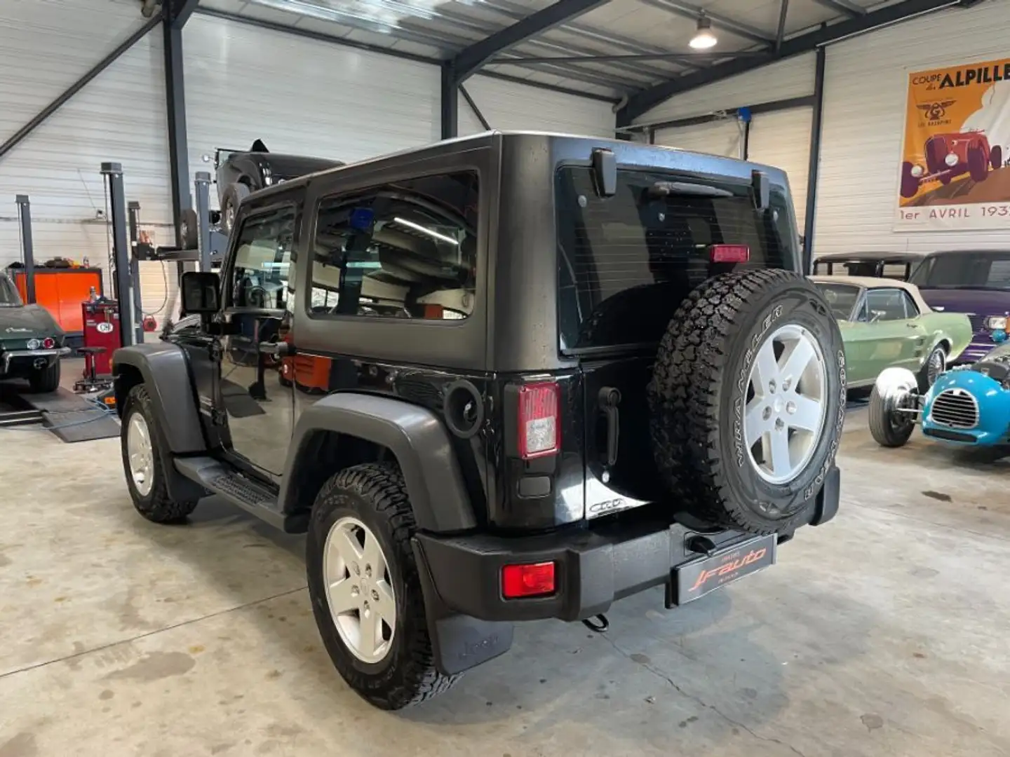 Jeep Wrangler 2.8 CRD SPORT 177cv 4X4 3P BVM Noir - 2