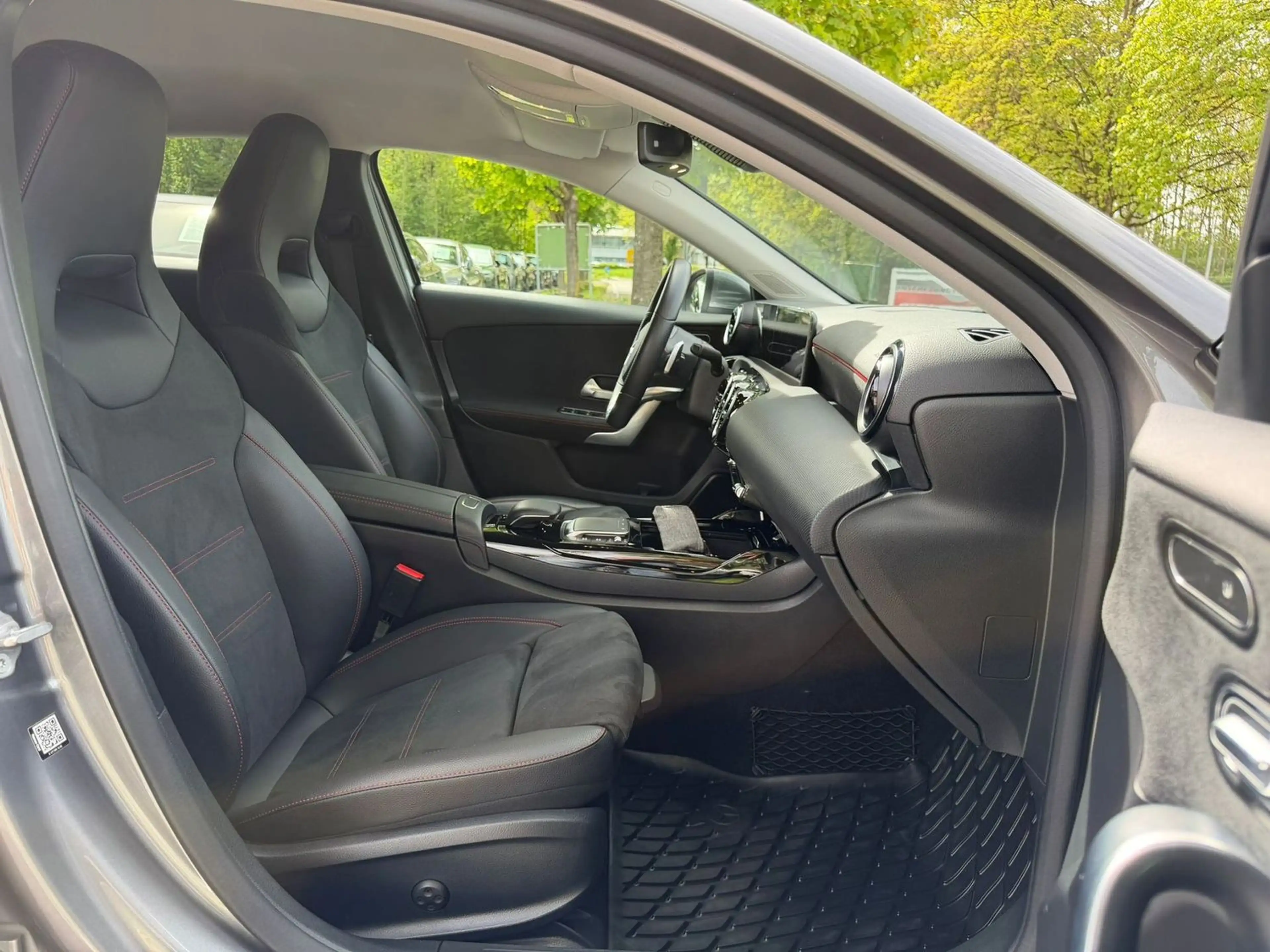 Mercedes-Benz A 35 AMG 4Matic /AHK — photo 13