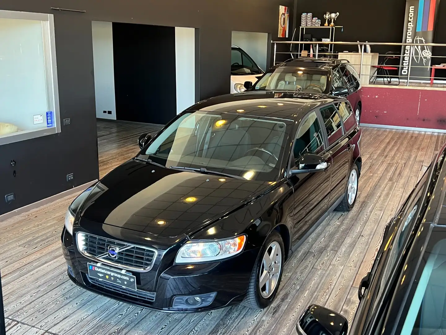 Volvo V50 1.6 D UNICA PROPRIETARIA Nero - 1