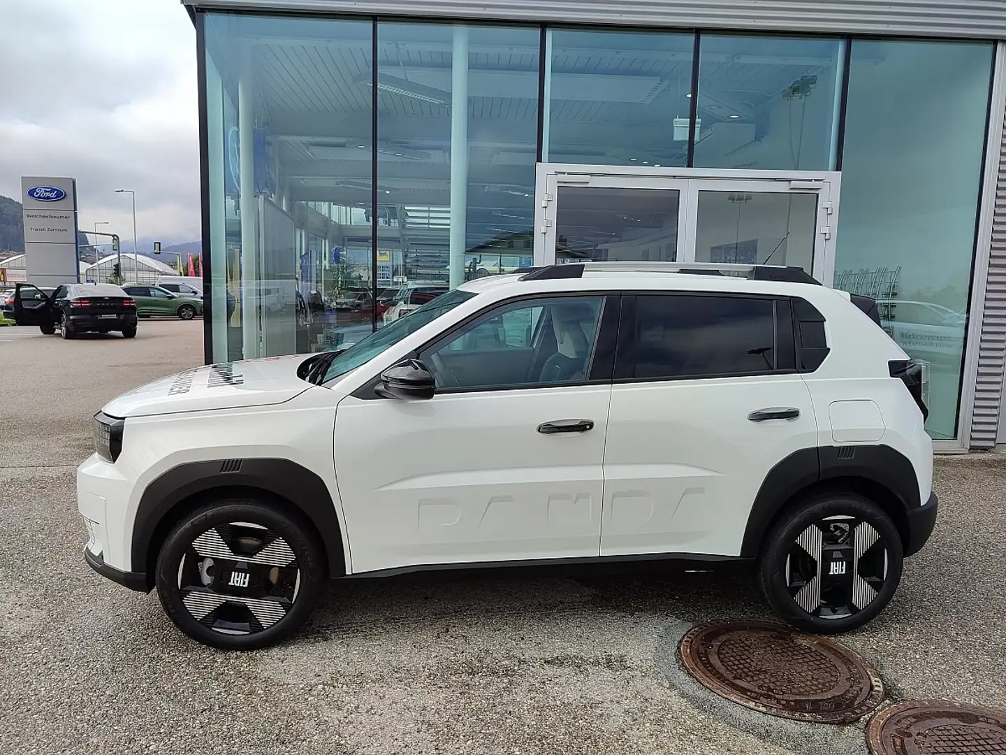 Fiat Grande Panda La Prima 1,2 MHEV eDCT Weiß - 2