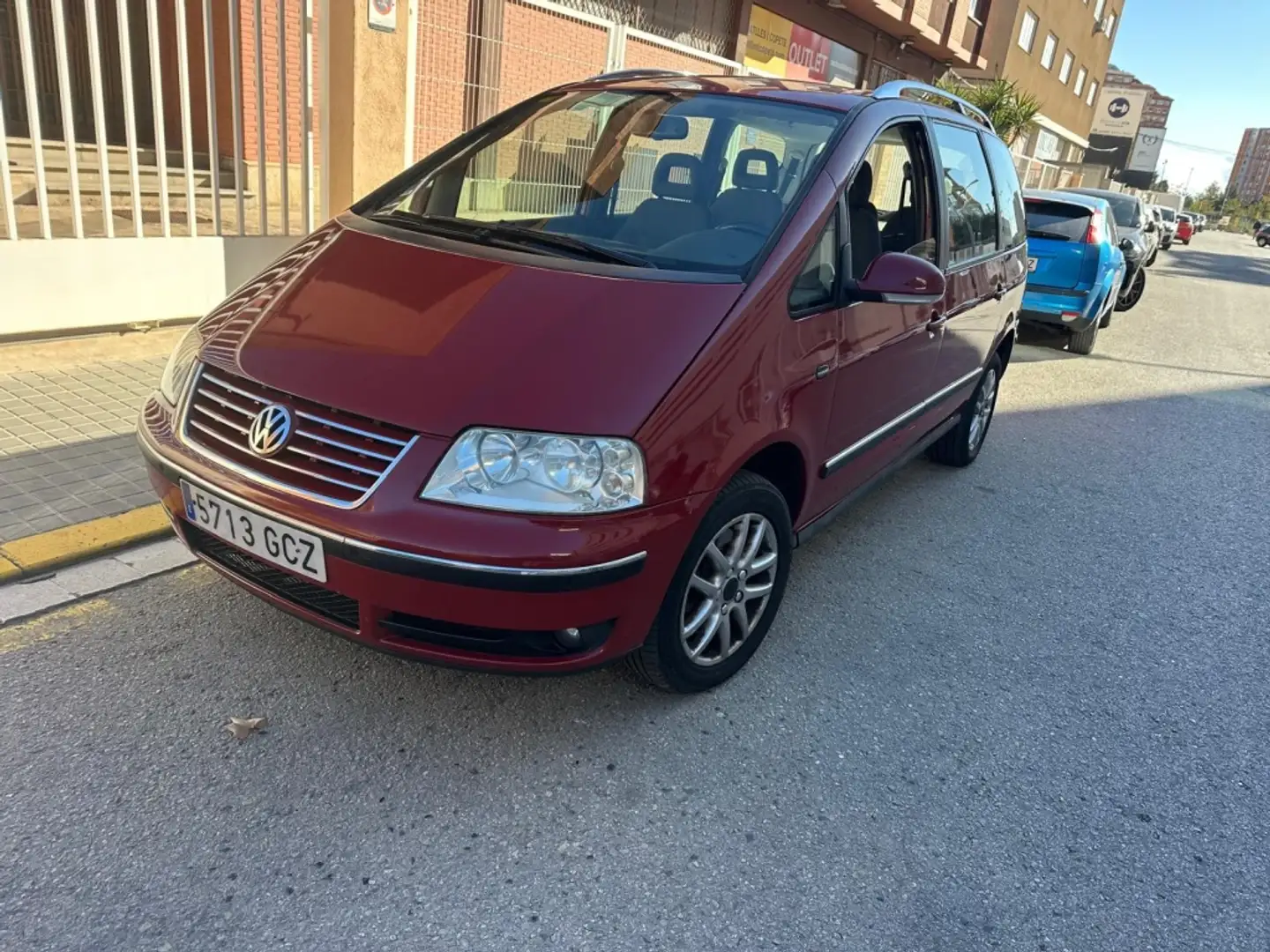 Volkswagen Sharan 2.8 V6 Advance Tiptronic Burdeos - 1