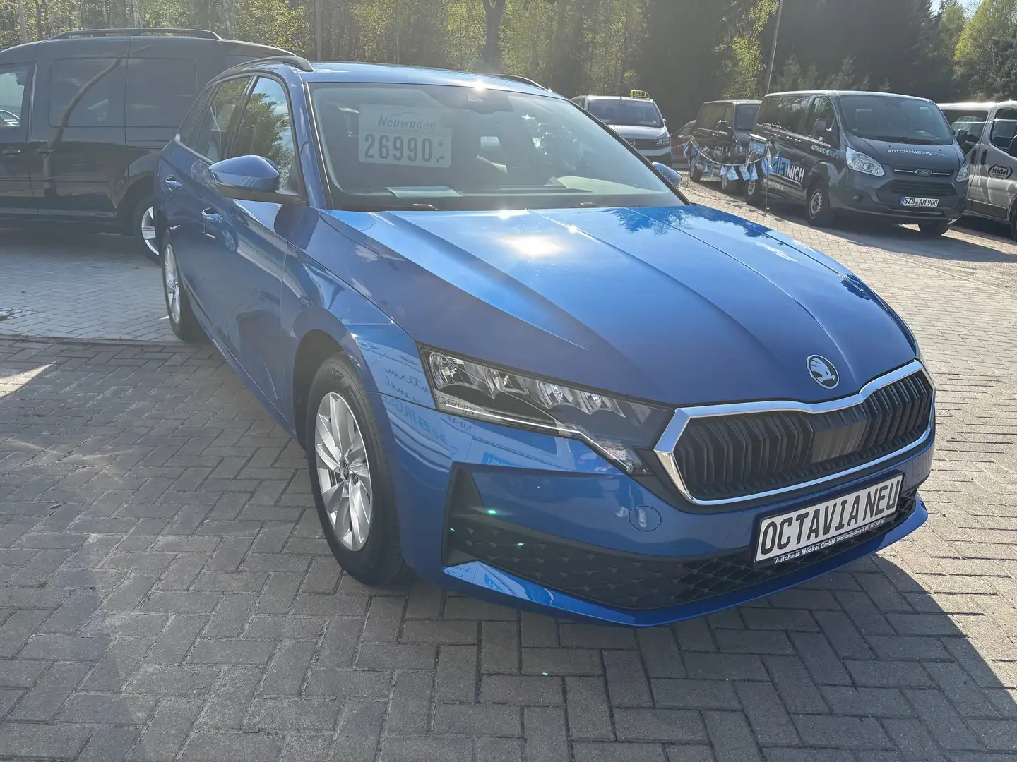 Skoda Octavia Combi 1.5 TSI Essence, ALU, PDC, LED, DAB, CLIMAT. Bleu - 2