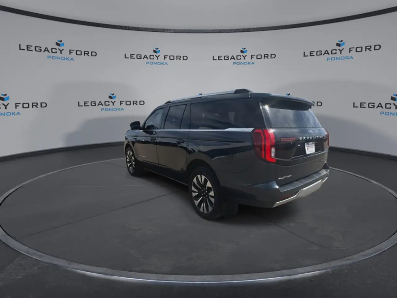 Ford Expedition снимка Ford Expedition
