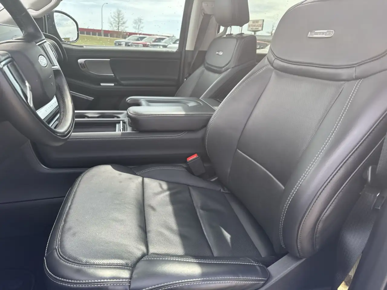 Ford Expedition снимка Ford Expedition
