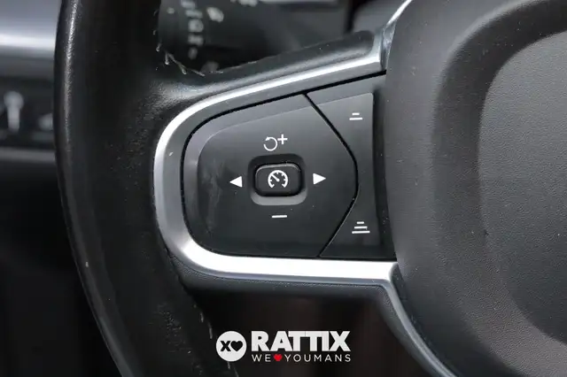 Volvo XC60 view 12