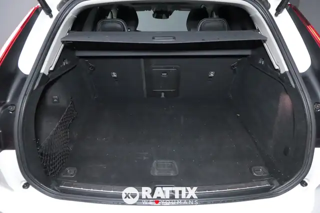 Volvo XC60 view 7