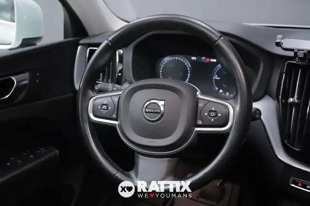 Volvo XC60 view 11