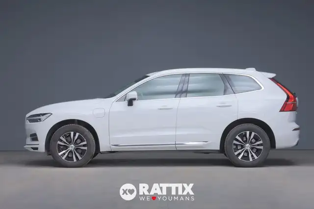 Volvo XC60 view 2