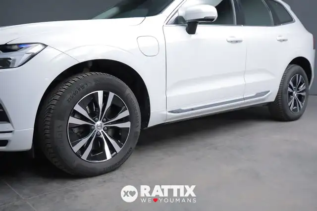 Volvo XC60 view 4